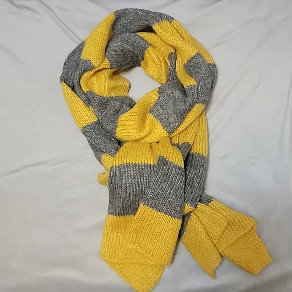 Knitted Warm Scarf, 24